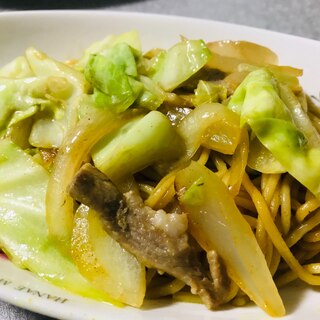 中華麺アレンジ⭐ 簡単カレー焼きそば